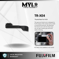 FUJIFILM Thumb Rest for X-E4 - Black | Silver