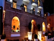 樂安克勒酒店 (Le Ancore Hotel)