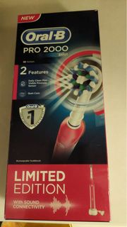 全新1套！Oral-B Pro 2000 電動牙刷連替換刷頭