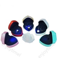 Creative Ring Box Heart Shape LED Light Jewelry Box Proposal Confession Ring Box LED Light Earring Pendant Storage Gift Boxes