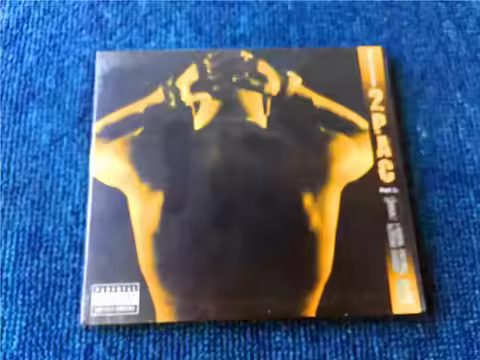 CD Gangsta Rap & West Coast Hip-Hop Album 2Pac Music CD The Best Of 2Pac Part 1 Thug Music Record Co