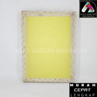15X20 T100 YELLOW WOOD SCREEN FRAME
