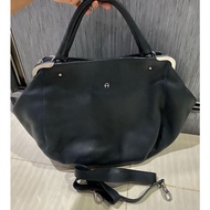 ️ Aigner authentic preloved branded Bag