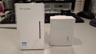 TP-Link WiFi AV600 訊號延伸器
