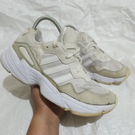 Sepatu Second Original Branded Adidas Yung