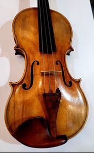 二手師資小提琴#歐洲進階小提琴4/4《 美第奇樂器》進口頂級小提琴4/4（ 高階手工款）可立即使用， 狀況極佳無需再整理