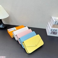 With Gift Box
Patent Leather 3 in 1
Chain ️ Bag Envelope Bag
Hot Degree Don't Need to Say More Entry