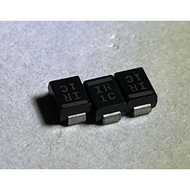 10BQ015 IR Diode Shoteki 15v 1A DO-214AA (SMB)