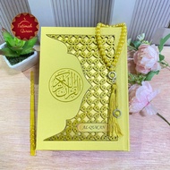 Al-Quran Waqf with Kawung Batik Motif 3D Gold Oval A5 Al-Quran Wedding Dowry Free 33 Pearl Prayer Be
