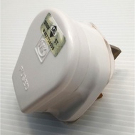 MK 646 13A PLUG TOP (SIRIM)