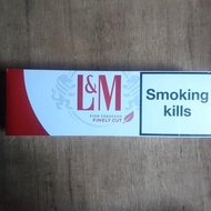 Rokok import L&M Red Label (Switzerland)