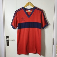 Second Hand Clothes Adidas 80s Fabric 50/50 V-Neck Size S Bust 36