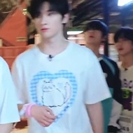 COD Graffiti Rabbit Heart Print Short-Sleeved T-Shirt Men Women Loose Top 2026 Z1E4