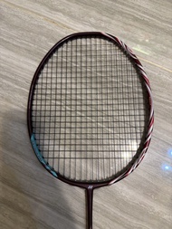 Yonex Astrox 100 ZZ 羽毛球拍