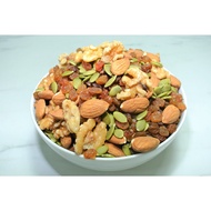 Mix Nuts Nutrition Booster 4 Healthy Snacks (Almond, Walnut, Pumpkin Seed, Golden Raisin)