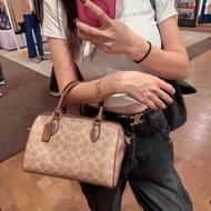 Coach蔻馳經典標誌ROWAN手袋｜枕頭包｜波士頓包｜香港代購順豐配送