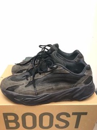 YEEZY 700 V2 VANTA