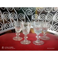 4 glasses of wisky shot