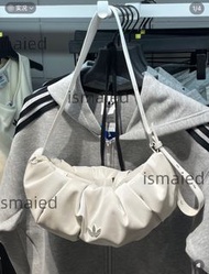 Adidas阿迪達斯雲朵包