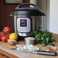 Instant POT DUO MULTI-FUNCTION ELECTRIC PRESSURE COOKER 7 IN 1 CAPACITY 5.7L