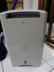 3M 靜呼吸 除濕機 RDH-Z60T