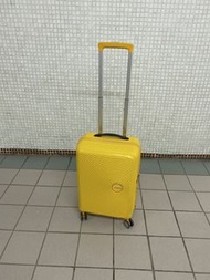 4 wheels hand carry  size American tourister luggage 手提美旅硬殼行李篋行李箱旅行喼行李篋（上水交收) 新淨正常使用 Trade at sheung