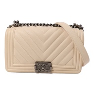 CHANEL 牛皮皮革Boy 25銀扣鏈帶肩背袋