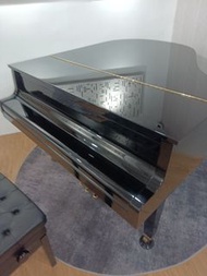 Yamaha 三角琴 GH1