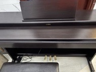 Yamaha ydp164 digital piano with bench