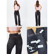 STRADIVARIUS D92 STRAIGHT WIDE LEG.