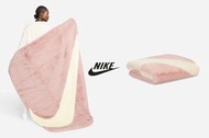 Nike Swoosh粉色毛毯