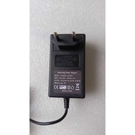 Adapter Adapter 24V 1.5A 36.0W MODEL DZ36WGL-240150E E E