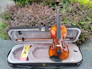 《 美第奇樂器》二手小提琴4／3 進階全手工等級（ 狀況佳九成新無需整理） 使用不到整套配件全贈送🔴適合130到145左右身高使用
