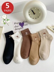 5組刺繡設計女士膝上襪,吸汗休閒,心形短襪與時尚字母圖案,白色