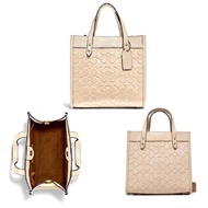 กระเป๋าสะพายข้าง COACH C4829 FIELD TOTE 22 IN SIGNATURE