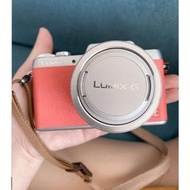 （二手）Panasonic Lumix DMC-GF8 連12-32 lens 無反相機, 可換鏡頭, 可自拍 旅行 Camera 90%NEW