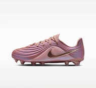 รองเท้าฟุตบอล Tiempo Maestro Elite ในสีชมพู