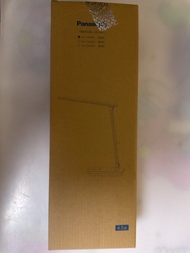 Panasonic護目LED枱燈