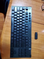 G913 TKL 紅軸