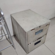 filling kabinet lemari penyimpanan file 2 susun laci dari besi second