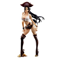One Piece FLAG Diamond Ship Boa Hancock Figure - Collectible for Fans - Banpresto
