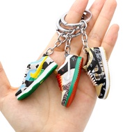 Mini dunk Skateboard Shoes Keychain Shoe Mold Bag Ornaments Mini Basketball Shoes Jewelry Creative G