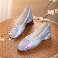 Old Beijing Cloth Shoes Women Ethnic Retro Embroidered Shoes Antique Women's Shoes Chinese Shallow M