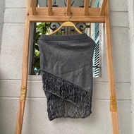 2hand gray skirt, waist 56 to 72cm, length 52cm, code 281