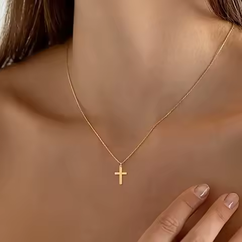 Women's cross necklace 14K gold-plated exquisite small cross pendant necklace