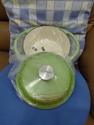 《全新》NutriFresh 20cm (2.40公升鑄鐵鍋)
