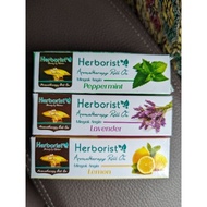 Herborist Brand Roll-on Medicated Oil Lavender lemon oil essential oil roll on ointment balm