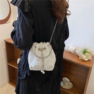 【001180m1t2z80.my】 现货 【Ready Stock】小众设计包包女年夏季新款时尚百搭女包花布单肩斜挎包水桶包Small group design bag for women, new