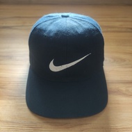 topi nike vintage team sport