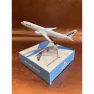 Southern WIRE A330 Aircraft Model 16cm Die-cast Metal Airplane Model